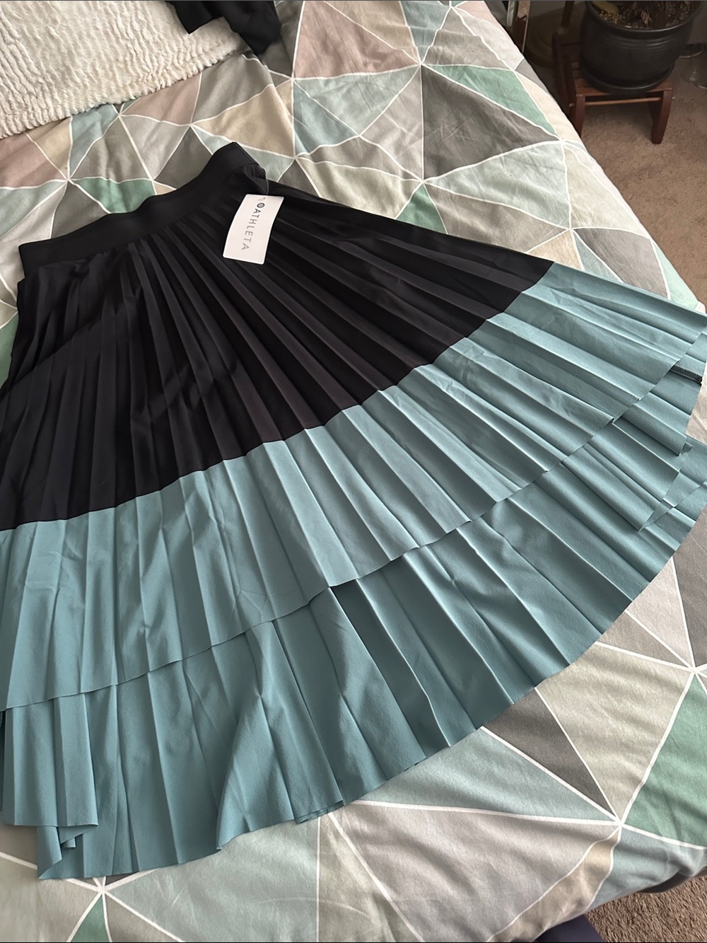 Athleta Black & Light Teal Pleated High-Low Skirt - Picture 5 of 6